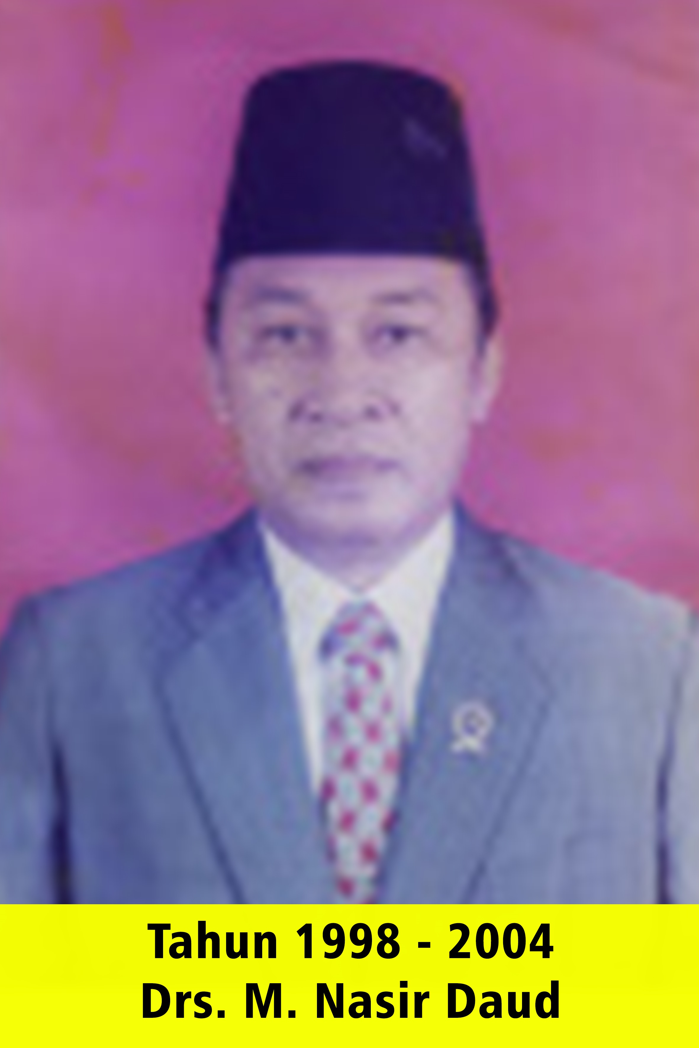 4. Drs M Nasir Daud